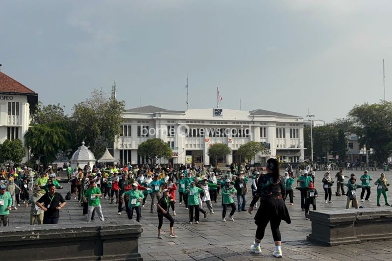 Alumni Biologi UNAS Gelar Fun Walk untuk Peduli Lingkungan