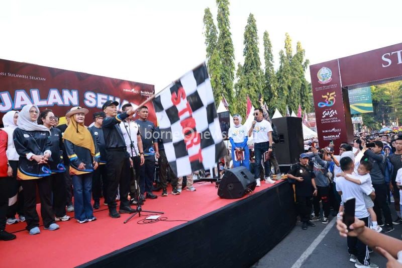 Sulsel Rayakan HUT ke-355 dengan Jalan Santai Pecahkan Rekor MURI