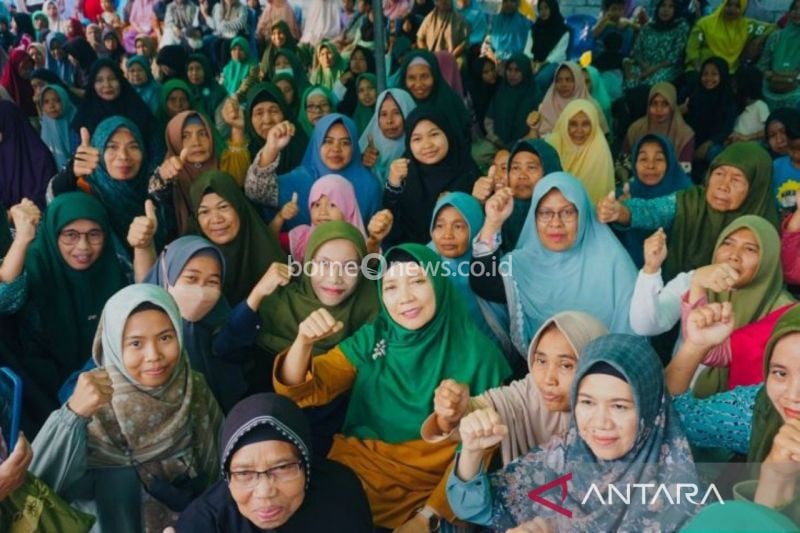 Sitti Rohmi Djalilah Janji Naikkan Insentif Kader Posyandu NTB