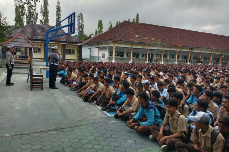 Pengaturan Lalu Lintas Sekolah di Lombok Timur Prioritas Polres