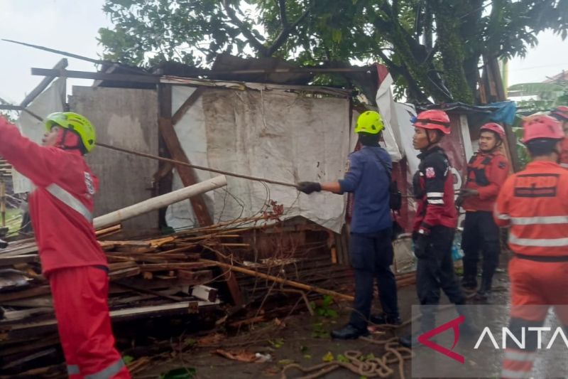 Cuaca Ekstrem Melanda Bogor, Dua Kecamatan Terkena Dampak
