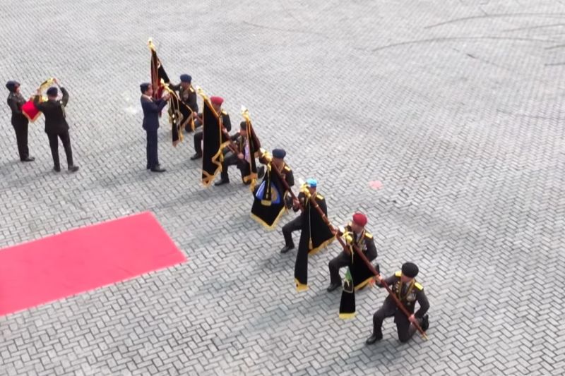 Presiden Jokowi Anugerahi Nugraha Sakanti untuk Tujuh Satuan Polri