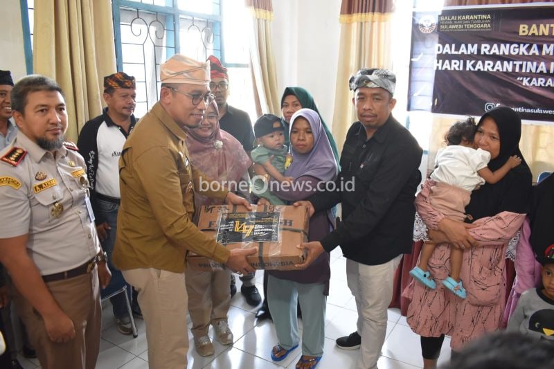 Karantina Sultra Bagikan 1,7 Ton Ikan Gratis untuk Cegah Stunting