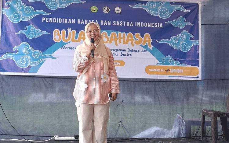 Inovasi dalam Pendidikan melalui Bulan Bahasa PBSI FKIP UPR