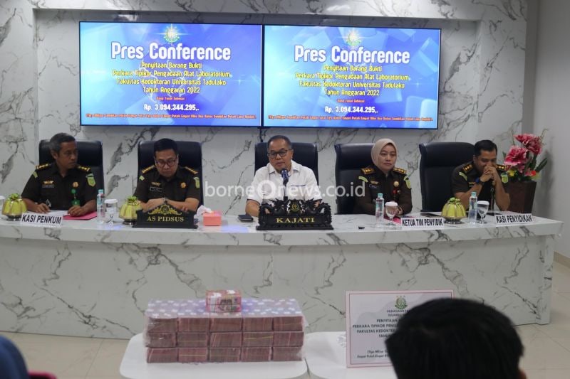 Kejati Sulteng Sita Barang Bukti Korupsi Rp3 Miliar di Untad Palu