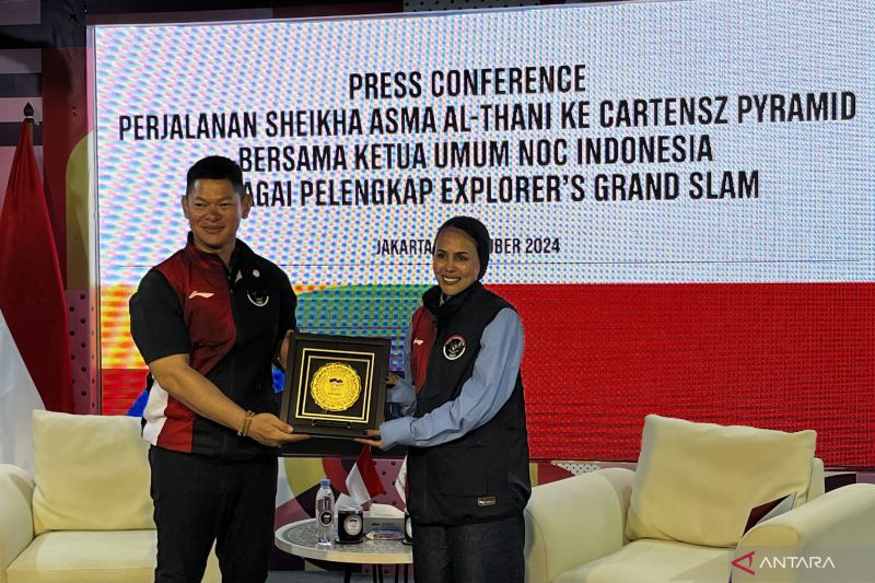 Sheikha Asma Raih Gelar Explorers Grand Slam di Puncak Jaya