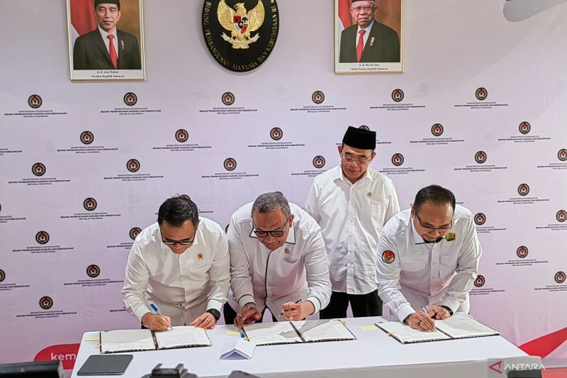 Pemerintah Tetapkan 27 Hari Libur Nasional dan Cuti Bersama 2025