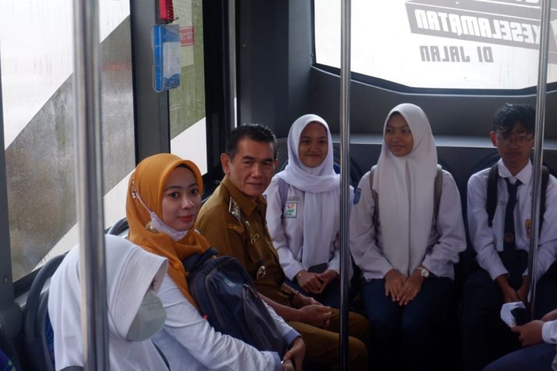 Pemkot Pontianak luncurkan layanan bus gratis bagi pelajar