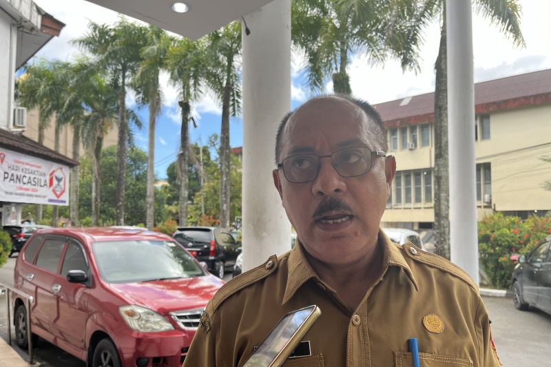Dinsos Ambon Salurkan Bantuan Kaki Palsu bagi Penyandang Disabilitas