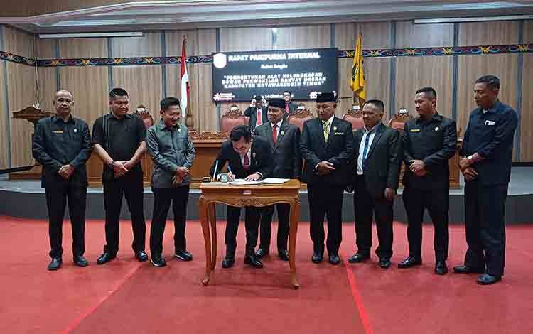 AKD Resmi Dibentuk, Ini Susunan Komisi DPRD Kotim