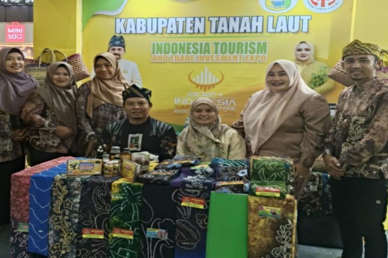 Dekranasda Tanah Laut Promosikan Produk UMKM di Batam 2024