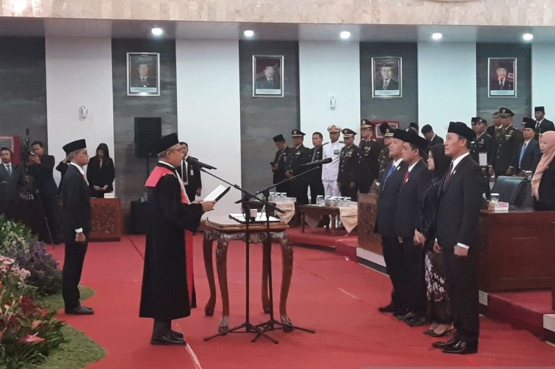 Kadarlusman Kembali Pimpin DPRD Semarang, Tantangan Baru Menanti