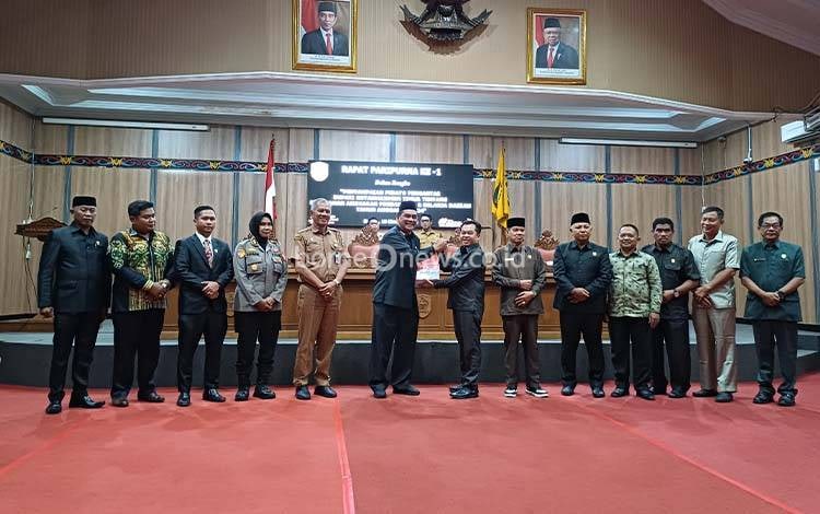 Pjs Bupati Kotim Sampaikan RAPBD Perubahan Tahun Anggaran 2024