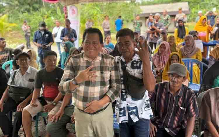 Cabup Kapuas Erlin Hardi Kampanye Dialogis di Desa Mawar Mekar