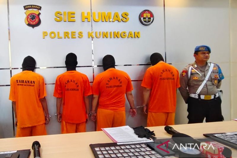 Polisi Kuningan Tangkap Pegawai Honorer Terlibat Narkotika