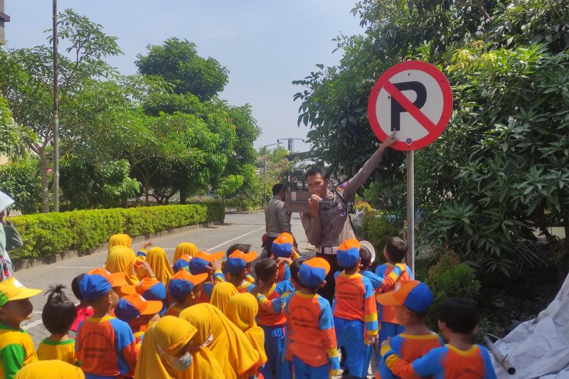 Edukasi Tertib Lalu Lintas untuk Generasi Muda di Sidoarjo