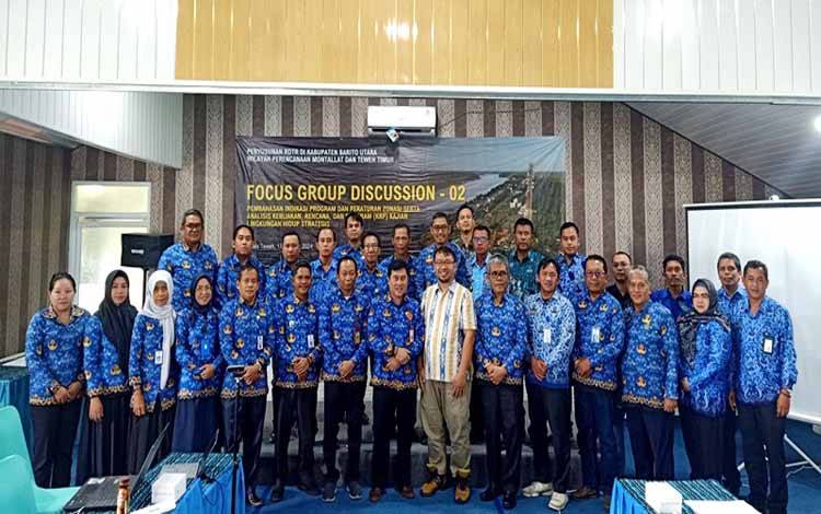 Pemkab FGD 2 dalam Penyusunan RDTR Kecamatan Montallat dan Teweh Timur