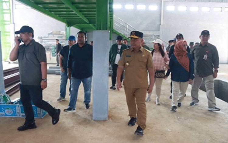 Sugianto Harapkan Pabrik Pakan Ternak di Parenggean Beroperasi Januari 2025