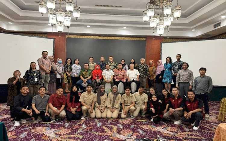 Tantangan dan Peluang Pengembangan SDM di Industri Kelapa Sawit