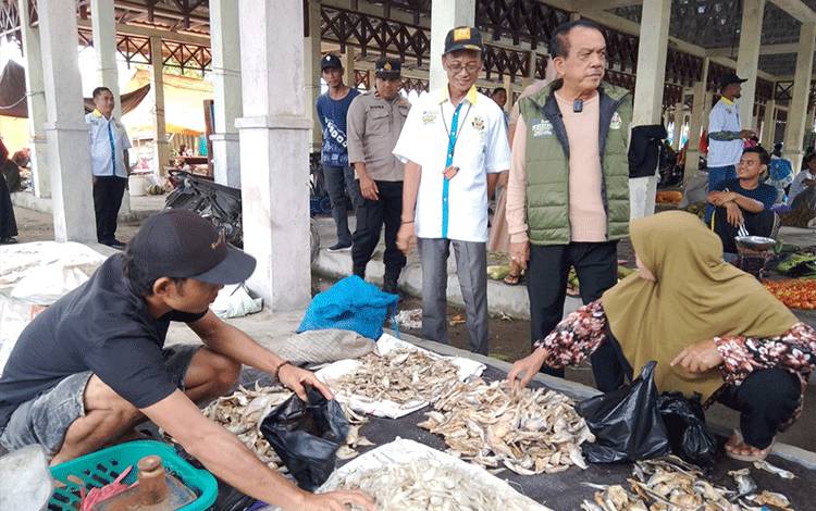 Abdul Razak Tekankan Pentingnya Peningkatan Ekonomi dan Infrastruktur