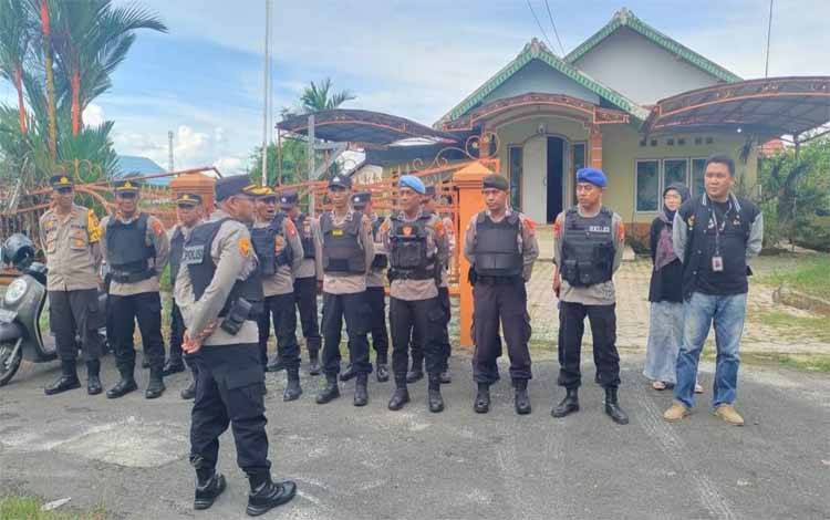 Polres Kapuas Terjunkan Personel Lakukan Pengamanan Kegiatan Kampanye Paslon