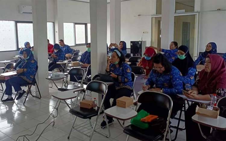 Petugas Fasyankes TBC RO di RSUD Kuala Kapuas Jalani Pelatihan