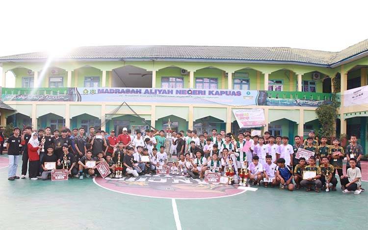 Ini Daftar Juara Turnamen Futsal MAN Kapuas Cup ke 16