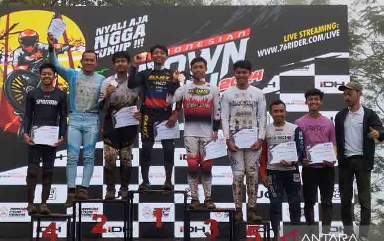 Rendy Sanjaya Juarai 76 Indonesian Downhill 2024