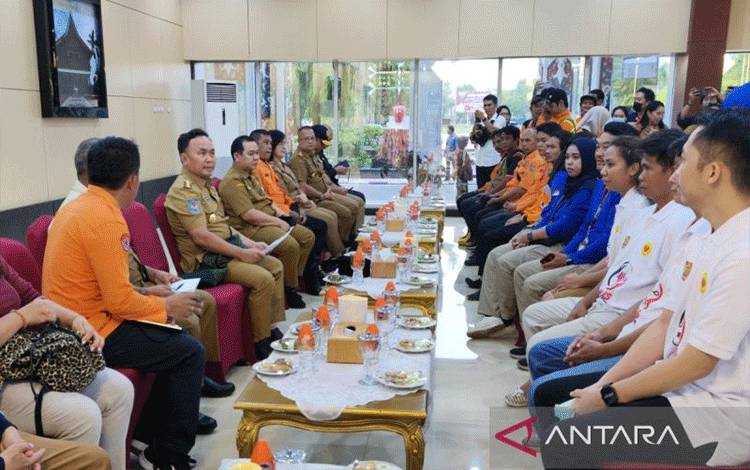 Pemprov Kalteng Siapkan Dapur Umum & Tim Kesehatan Bantu Korban Banjir