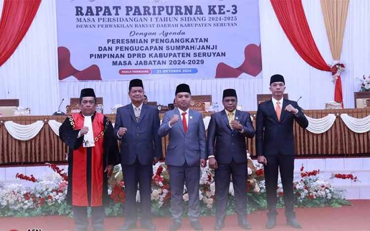 Pj Bupati Hadiri Rapat Paripurna Pengangkatan Ketua dan Wakil Ketua DPRD Seruyan 2024-2029