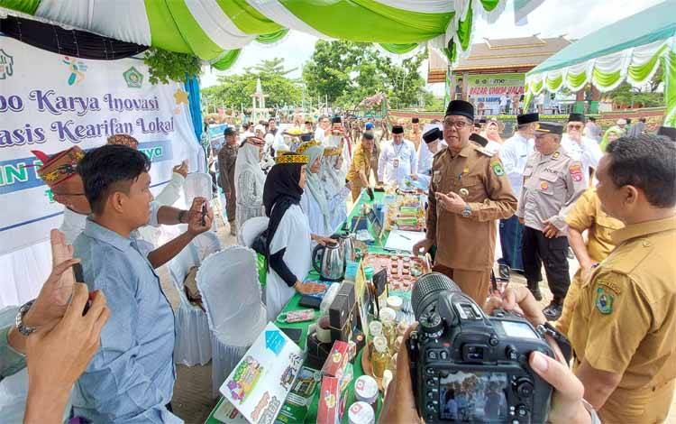 PD MES Kapuas Gelar Bazar UMKM Halal di Hari Santri Nasional 2024