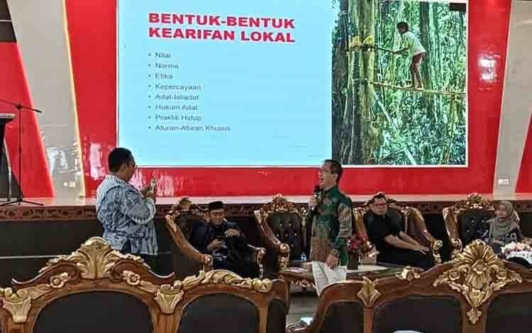 Dosen: Kearifan Lokal Warisan Masa Depan
