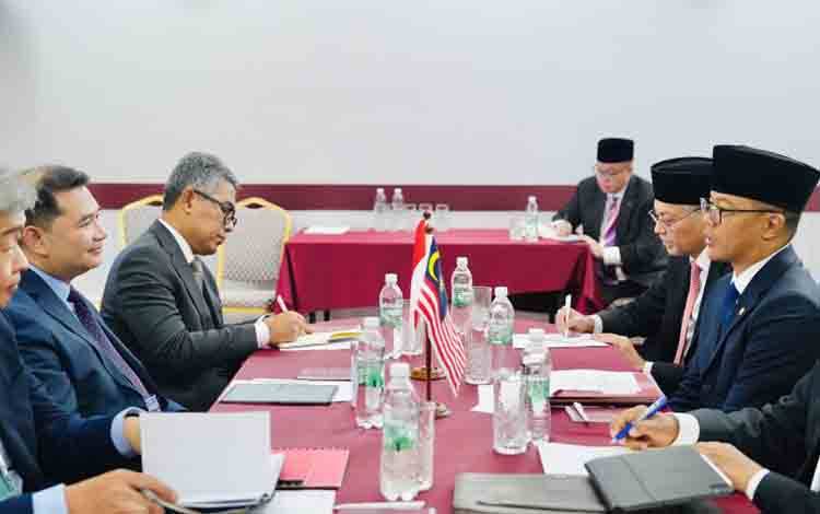 Menlu RI Tekankan Penguatan Kerja Sama Pembinaan SDM dengan Malaysia