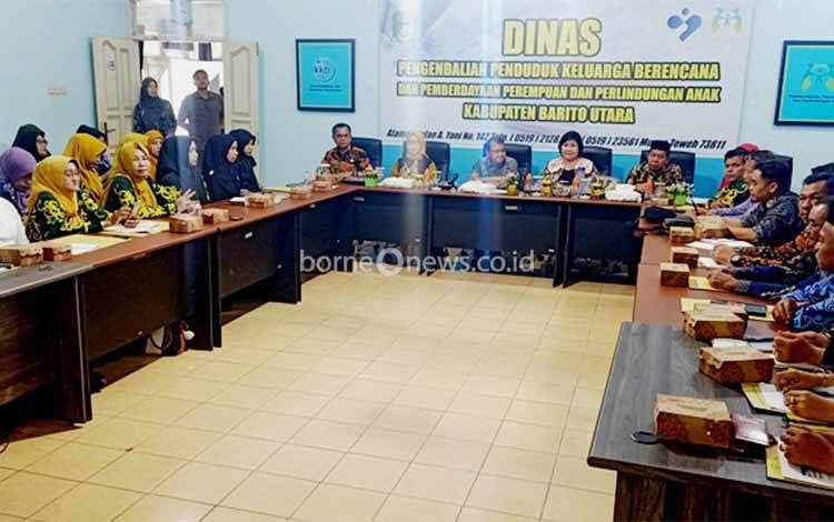 Disdalduk KBP3A Barito Utara Gelar Sosialisasi Sekolah Ramah Anak