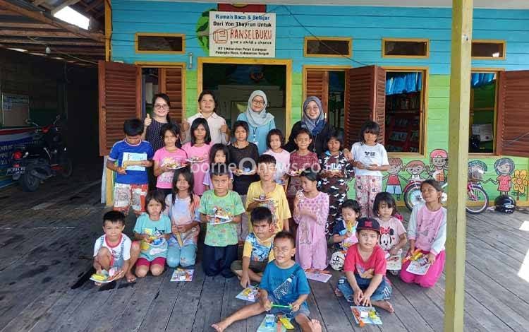 Buku Digital Pusbuk Menarik Minat Baca Anak-Anak
