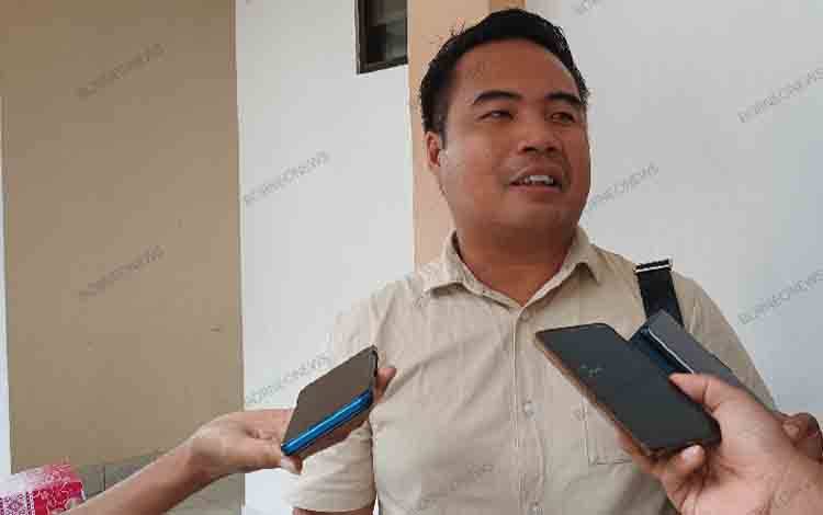 DPRD Gunung Mas Ajak Pemilih Pemula Menonton Debat Calon Bupati-Wakil Bupati