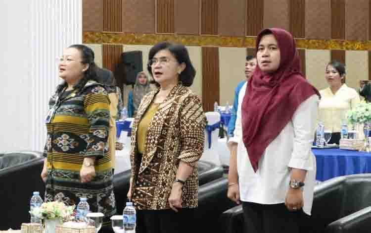 Kepala Dinas P3APPKB Kalteng Hadiri Orientasi Pengelolaan Kampung Keluarga Berkualitas dan Rumah Data Kependudukan Tingkat Provinsi