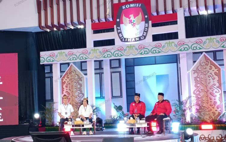 Debat Publik Calon Bupati dan Wakil Bupati Gunung Mas Sebagai Edukasi Politik