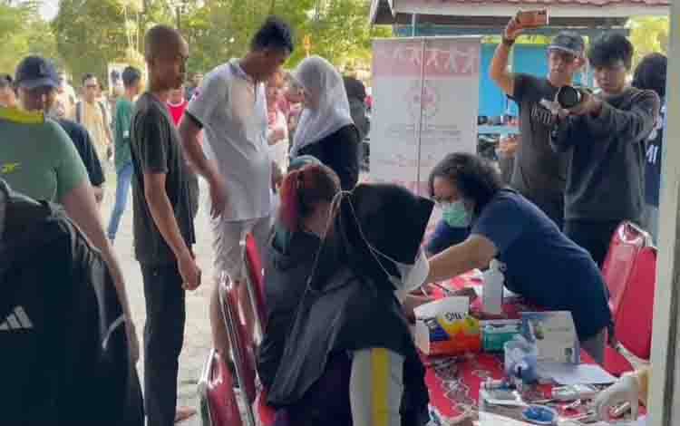 PMI Kapuas Bersama PWI dan UTD RSUD Gelar Aksi Donor Darah di Area CFD
