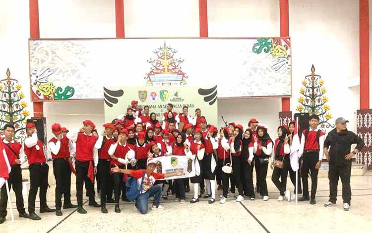 Barito Utara Juara 1 Lomba Yel Yel dan Orasi dalam Rangka HSP ke 96 dan IBAB se Kalteng