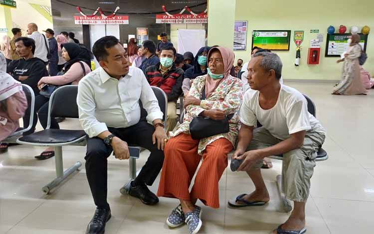 DPRD Kotim Sidak RSUD dr Murjani Sampit untuk Temui Masalah Jaringan dan Keluhan Antrean Pasien