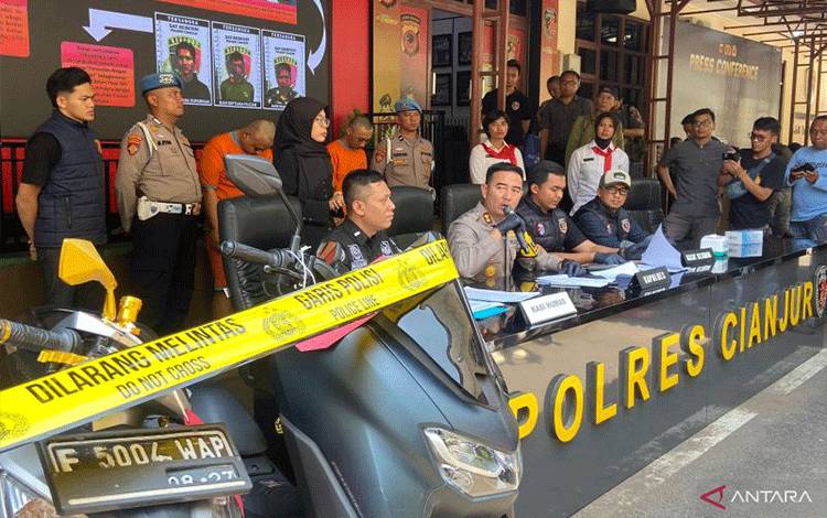 Polisi Ringkus Polisi Gadungan Pelaku Pembegalan