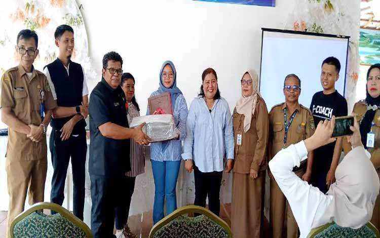 Disnakertranskop Barito Utara Adakan Pelatihan Kemasan Produk Bagi Pelaku UMK