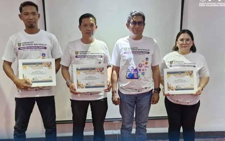 Diskominfo SP Palangka Raya Raih Dua Penghargaan atas Kontribusi Publikasi