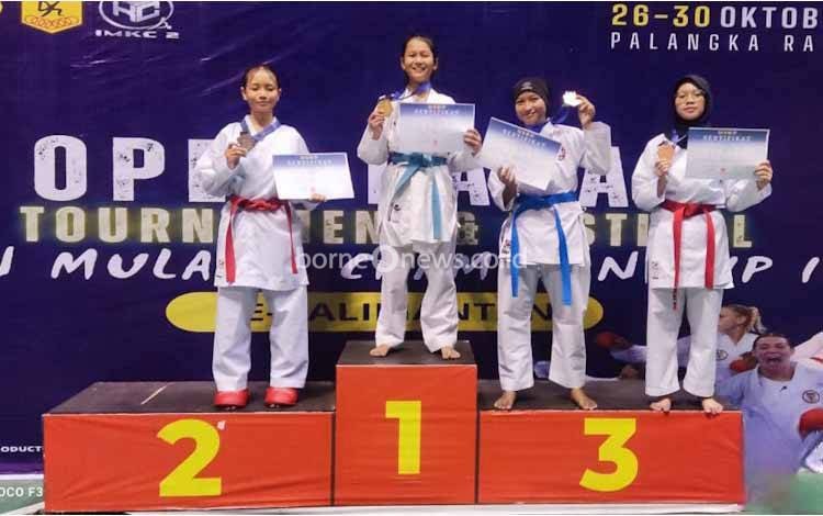 Atlet Karate SMP Sumbermas Sarana Raih Juara 3 Dalam Turnamen Isen Mulang Cup II