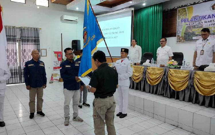 Arham Said Jabat Ketua PWI Gunung Mas Periode 2024-2027