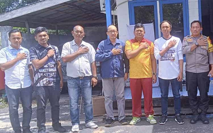 Kunjungi PWI Seruyan, Kapolres dan Wartawan Perkuat Kemitraan