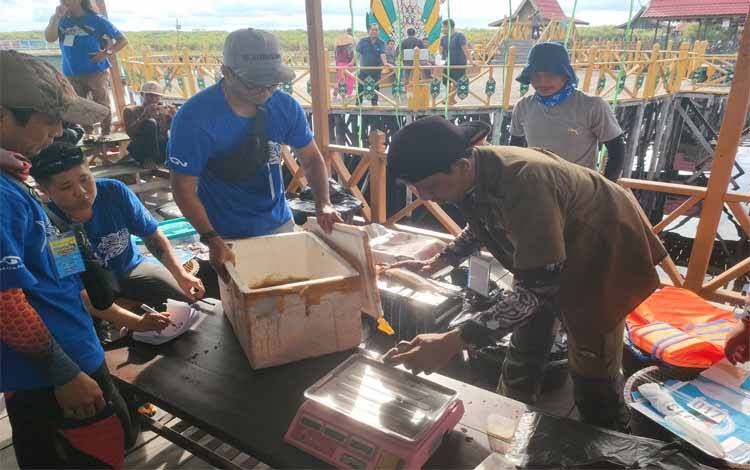 Sebangau Cast Fishing: Turnamen Mancing Berhadiah Jutaan Rupiah Dorong Pariwisata Lokal