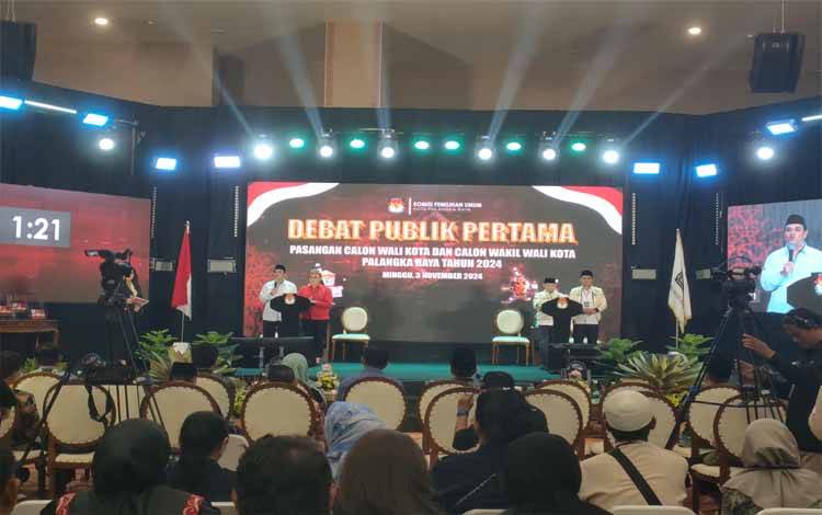 Debat Publik Calon Wali Kota Palangka Raya: Adu Gagasan Menuju Kota Cantik yang Maju
