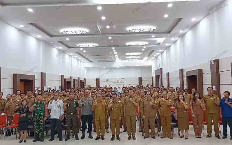 Pj Bupati Gunung Mas Berharap Administrasi Pemerintahan Desa Berjalan dengan Baik